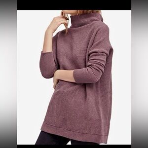 Free people sweater long mock neck/ cowl neck size large purple